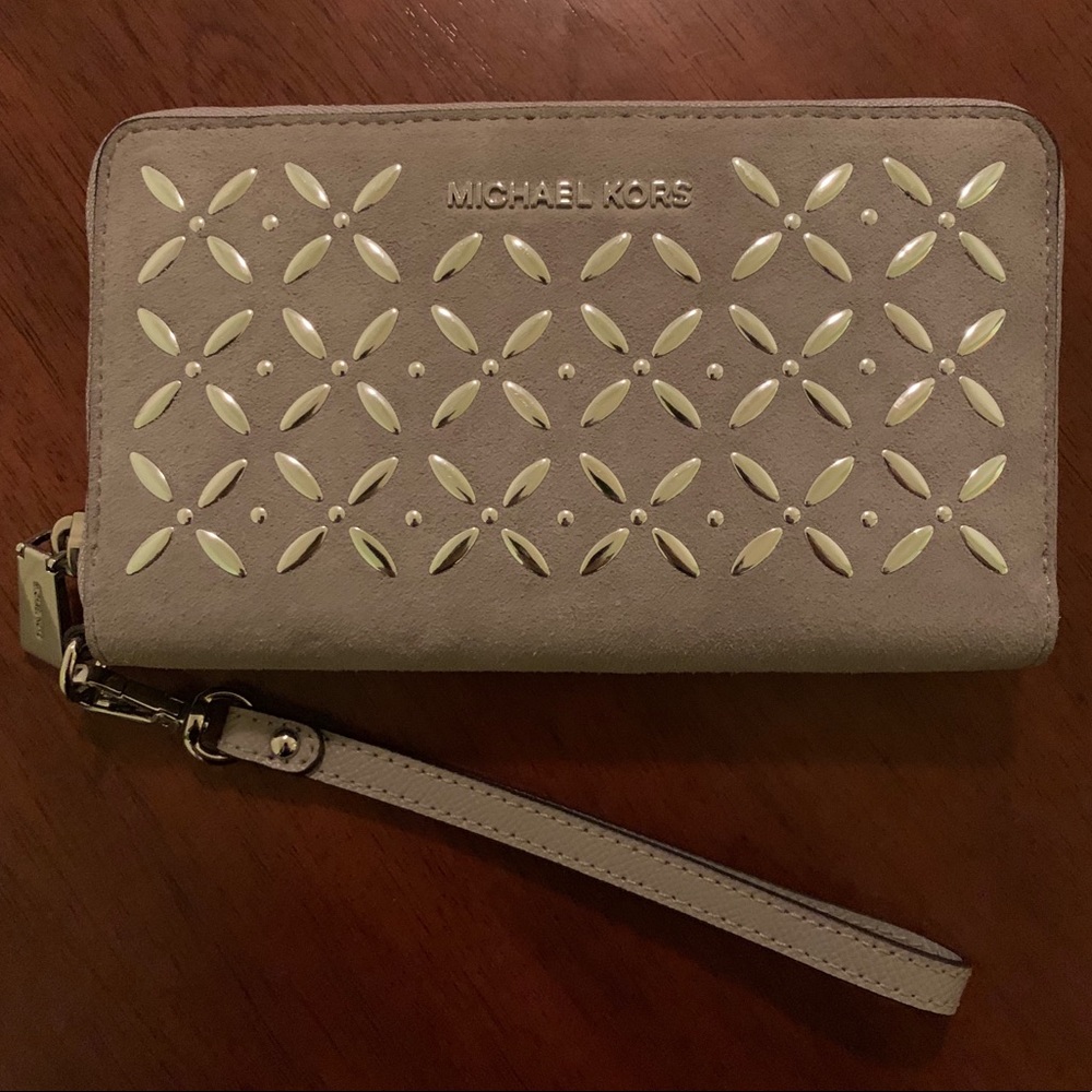 Michael Kors Large Leather Smartphone Wristlet